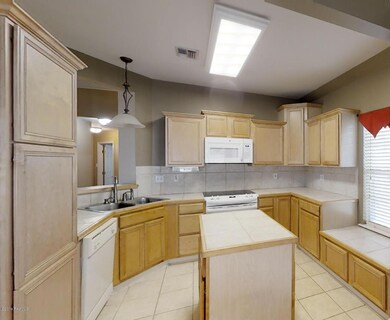 913 Canberra Kitchen