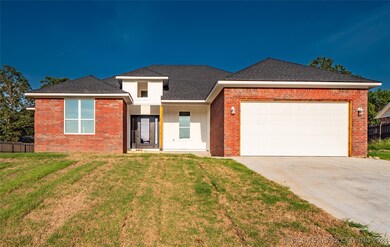 2008 Whipporwill Ave, McAlester, OK 74501 - photo 3