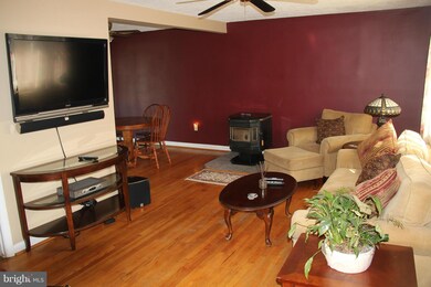 22 Delrey Ave, Catonsville, MD 21228 - photo 5