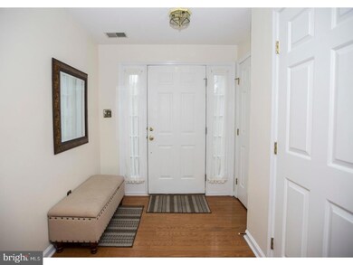 6 Yorktown Ct, Woodbury, NJ 08096 - photo 3