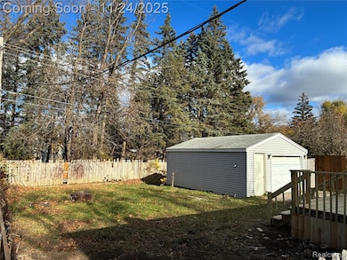 3809 Delaware Ave, Flint, MI 48506 - photo 3