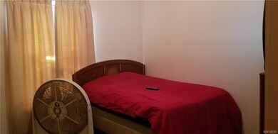 1312 Walnut Ave unit Lower, Niagara Falls, NY 14301 - photo 5