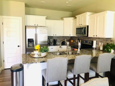 571 Captain Marshal St, Prairie Grove, AR 72753 - photo 5