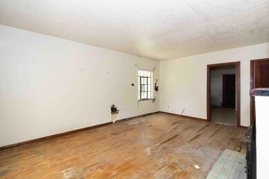 1034 E 19th (3)