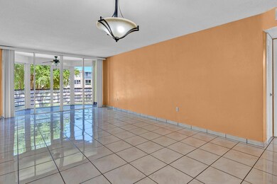 Rolling Green Condominiums unit F307, Miami, FL 33179 - photo 3
