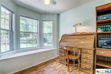 730 Fair Ln, New Braunfels, TX 78130 - photo 4