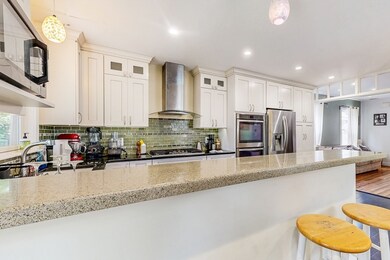 12 Buckingham St, Somerville, MA 02143 - photo 4