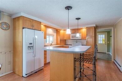 9 Scott Ave, Hooksett, NH 03106 - photo 4