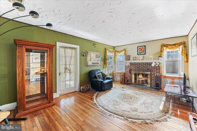 409 Sanhican Dr, Trenton, NJ 08618 - photo 6