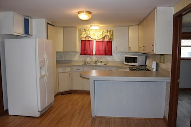 4008 Cardinal Ln, Valparaiso, IN 46383 - photo 5