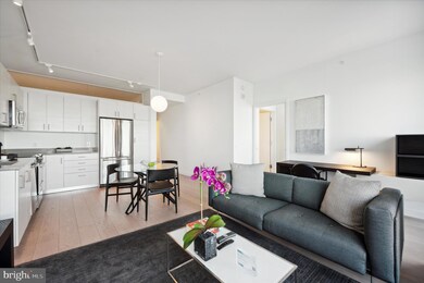 2930 Walnut St unit 4412, Philadelphia, PA 19104 - photo 5