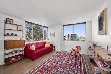 Coral Tree Plaza unit 8E, San Diego, CA 92103 - photo 6