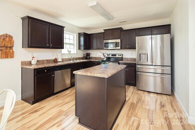 110 Mossy Pond Rd, Statesville, NC 28677 - photo 5