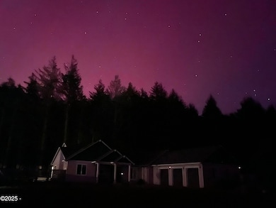 805 SW Wakeetum St, Waldport, OR 97394 - photo 2