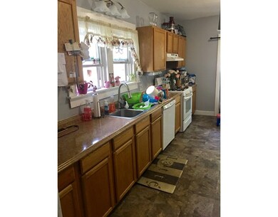 181 Elm St, Greenfield, MA 01301 - photo 3