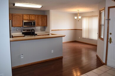 651 Millcrest Dr, Marysville, OH 43040 - photo 6