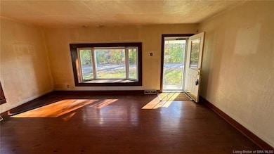 1076 S Indiana Ave, Sellersburg, IN 47172 - photo 2