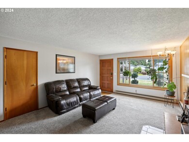 2832 B St, Forest Grove, OR 97116 - photo 6