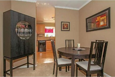 406 Snowflake Cir, Norristown, PA 19403 - photo 5