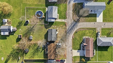 621 Larwill St, Crestline, OH 44827 - photo 3