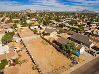 09-Aerial of back to back lots