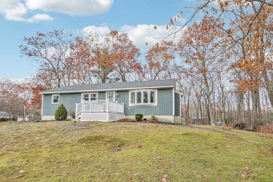 10 Old Coach Rd, Atkinson, NH 03811 - photo 2