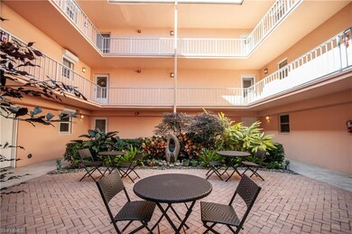 518 12th Ave S unit 518, Naples, FL 34102 - photo 5