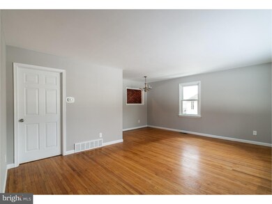 501 Bradford Rd, Oreland, PA 19075 - photo 5