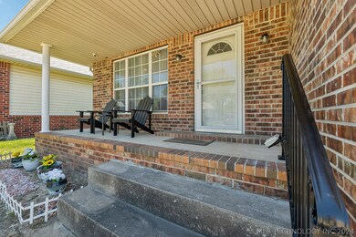 1128 E Watchorn Ave, Sapulpa, OK 74066 - photo 2