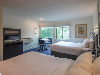 12400-Unit 274 Crystal Mountain Dr unit 274, Thompsonville, MI 49683 - photo 2