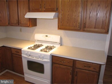 167 Earl Ln, Hatboro, PA 19040 - photo 5