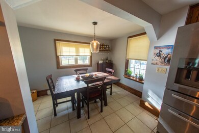 8047 Mentzer Gap Rd, Waynesboro, PA 17268 - photo 5