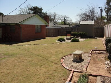 6313 N Sterling Dr, Oklahoma City, OK 73122 - photo 3