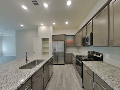 9835 Willow Creek Commerce Dr unit 302, Tomball, TX 77375 - photo 4