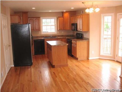 6305 Saskatchewan Dr, Louisville, KY 40228 - photo 6