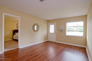 5911 Wending Dr, Jacksonville, FL 32244 - photo 7