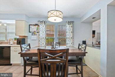 5236 Kingsbrook Dr, Frederick, MD 21703 - photo 6