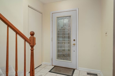 111 Midway Ln, Vernon Hills, IL 60061 - photo 4