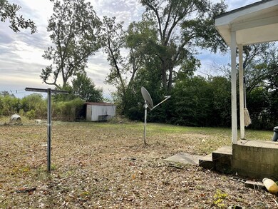 160 N Jackson St, Baconton, GA 31730 - photo 2