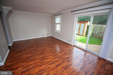 9617 Nonquitt Dr, Fairfax, VA 22031 - photo 5