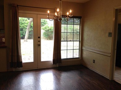 12135 Rocky Lake Dr, Houston, TX 77070 - photo 2