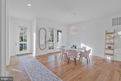 1353 Monitor Ln, McLean, VA 22101 - photo 4