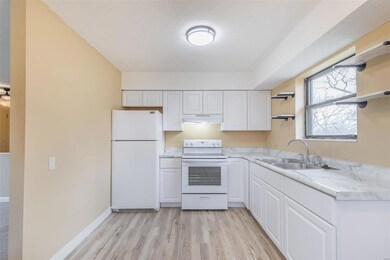 2040 Brentwood Rd, Poplar Bluff, MO 63901 - photo 4