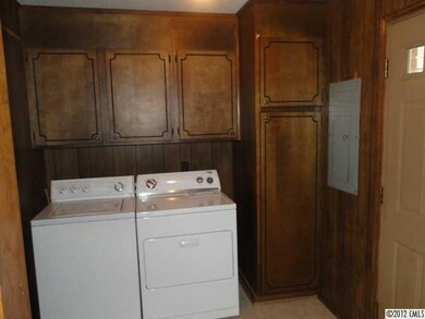 142 Strawberry Ln, Statesville, NC 28625 - photo 5