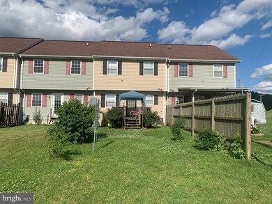 201 Clements St unit 4, Moorefield, WV 26836 - photo 4