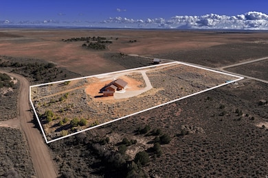 429 E Pioneer Bend, Monticello, UT 84535 - photo 2