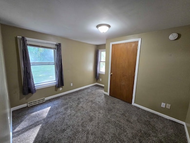 4120 Middle Rd, North Clarendon, VT 05759 - photo 7