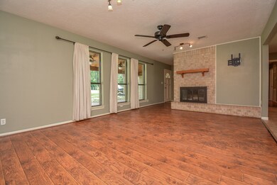 22903 Edward Ln, Tomball, TX 77377 - photo 6