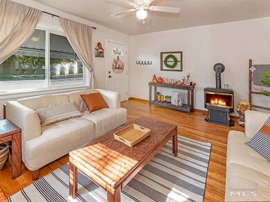 816 10th St, Sparks, NV 89431 - photo 3