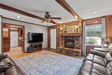 5421 Melrose Ln, Shawnee, KS 66203 - photo 3